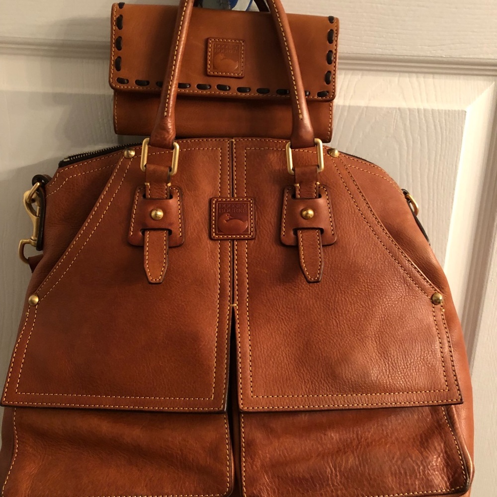 Dooney & Bourke